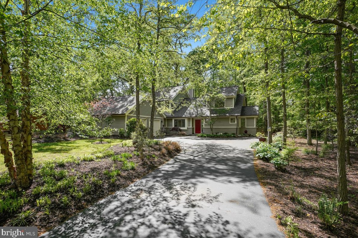 11919 Triple Crown Rd, Herndon, VA 20191