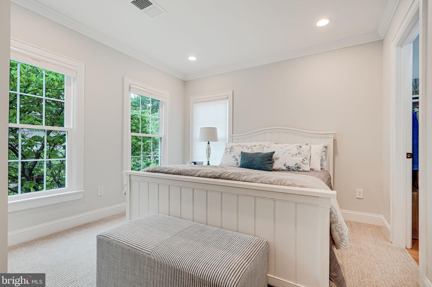 1405 Buena Vista Ave, Mc Lean VA  22101-3511 exterior