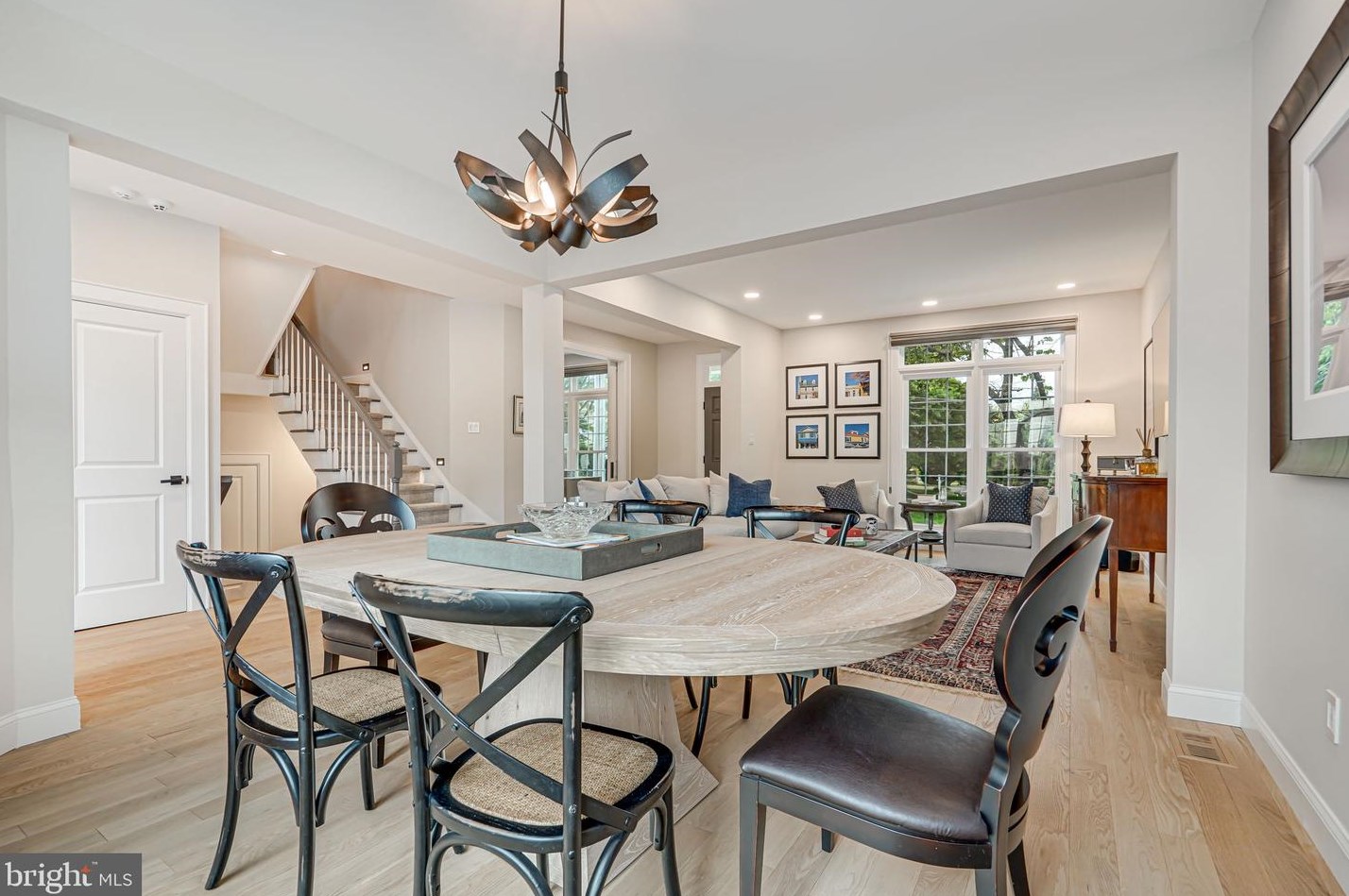 1405 Buena Vista Ave, Mc Lean VA  22101-3511 exterior