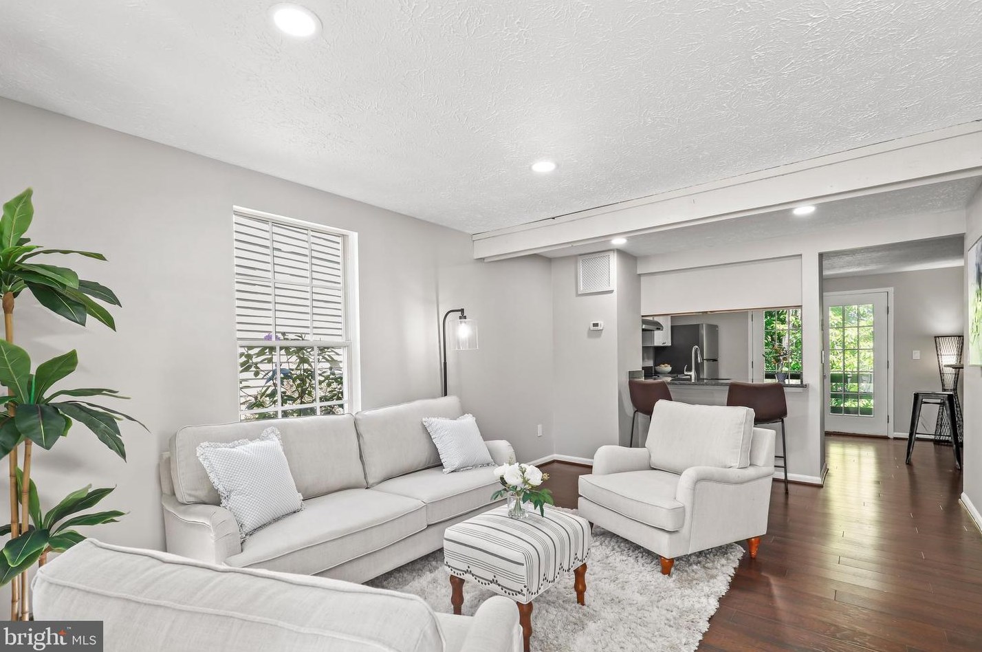 1937 Belmont Ridge Ct, Herndon, VA 20191