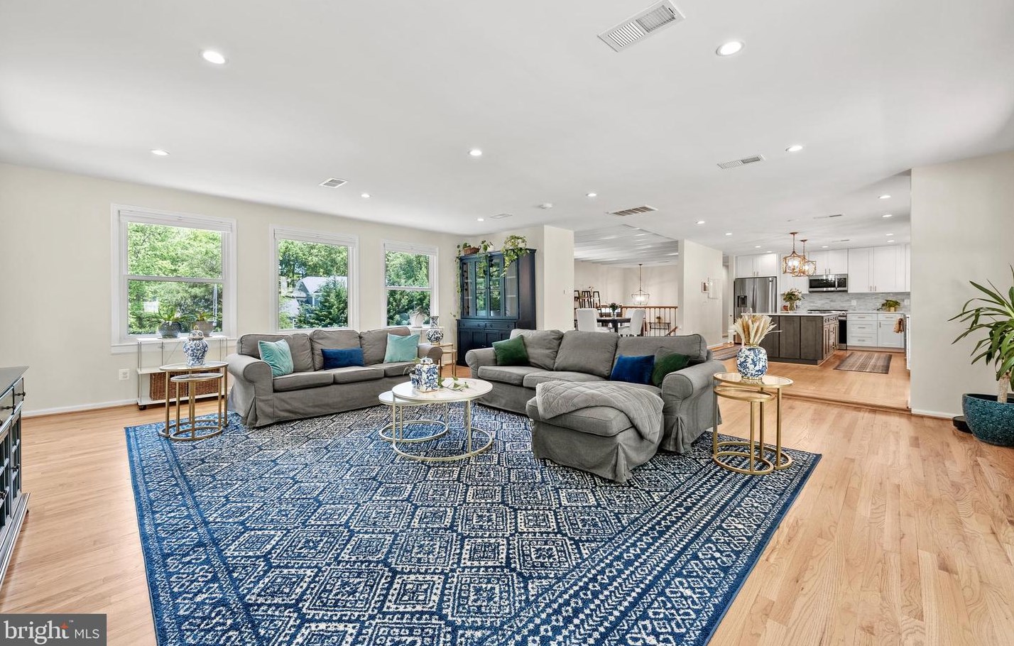 738 Ellsworth, Great Falls VA 22066-2929 exterior