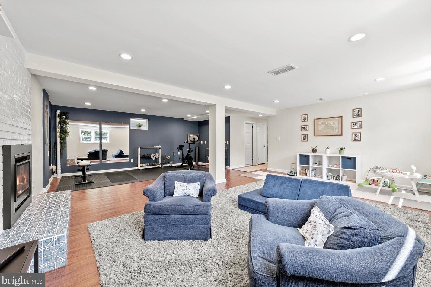 738 Ellsworth, Great Falls VA 22066-2929 exterior