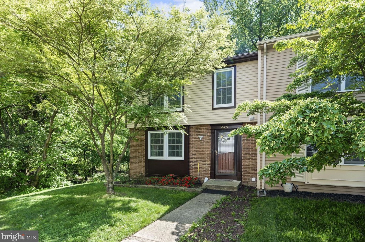 4671 Brentleigh Ct, Annandale, VA 22003