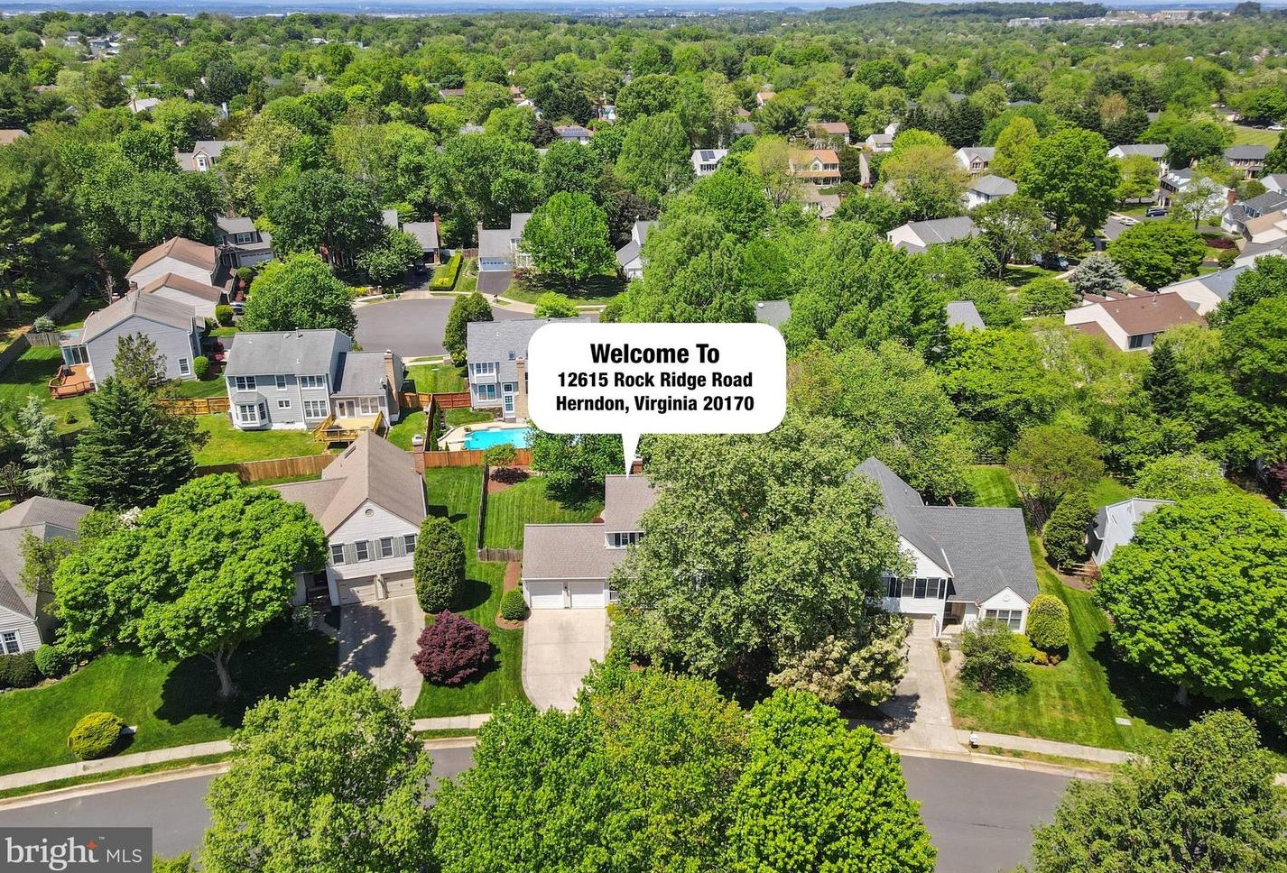 12615 Rock Rdg Rd, Herndon VA 20170-2878 exterior