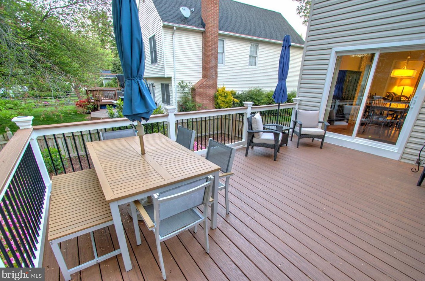 12615 Rock Rdg Rd, Herndon VA 20170-2878 exterior