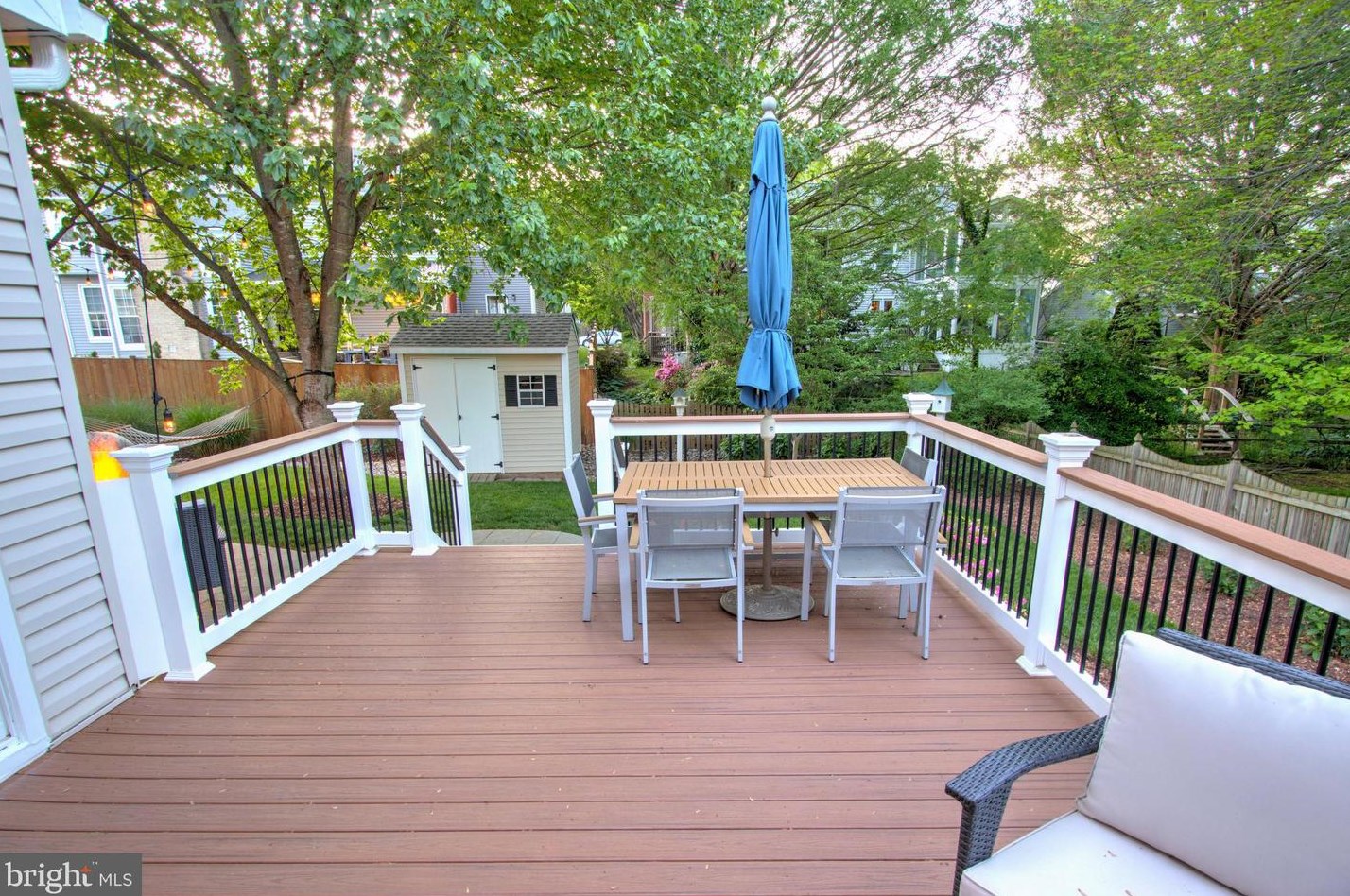 12615 Rock Rdg Rd, Herndon VA 20170-2878 exterior