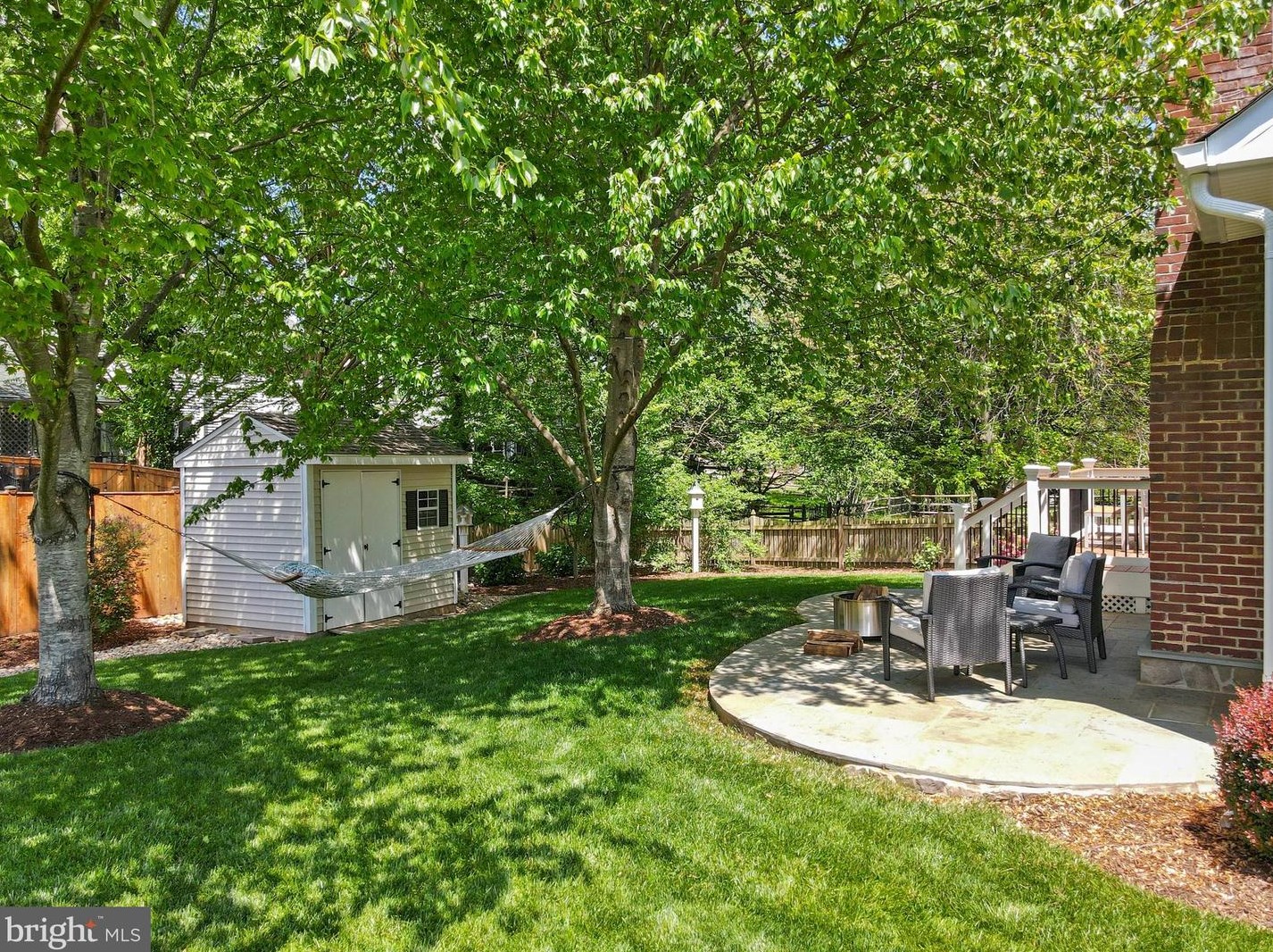 12615 Rock Rdg Rd, Herndon VA 20170-2878 exterior