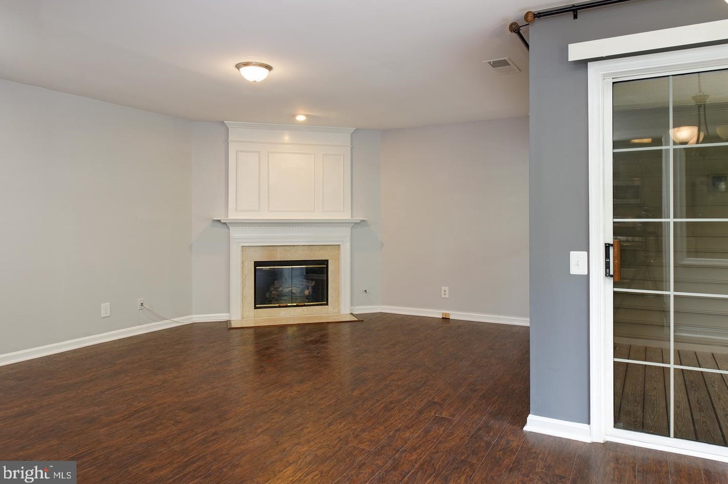 9280 Cardinal Forest Ln #302, Lorton, VA 22079