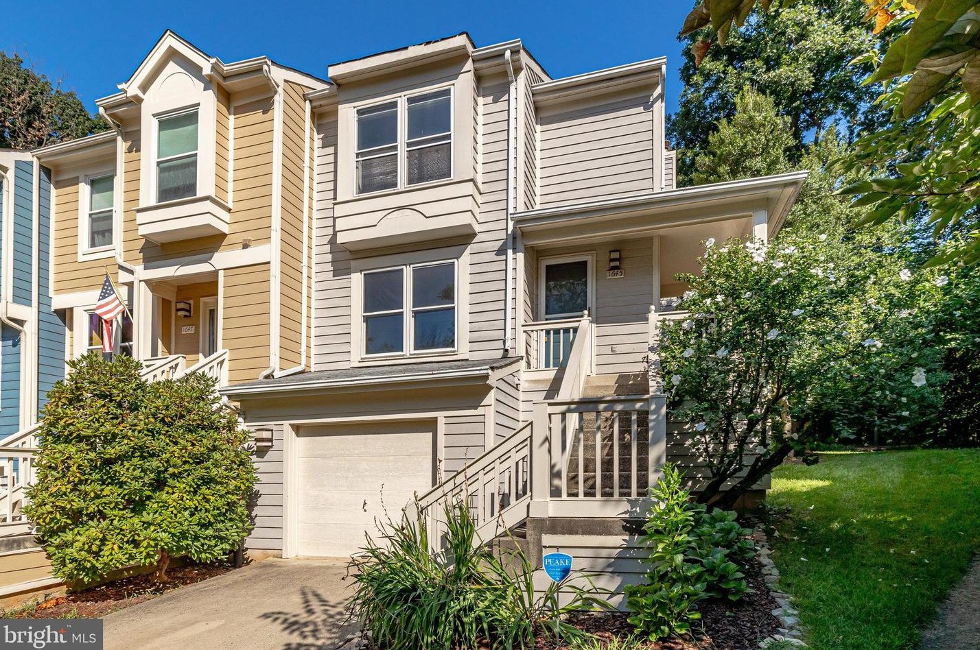 1645 Oak Spring Way, Herndon, VA 20190