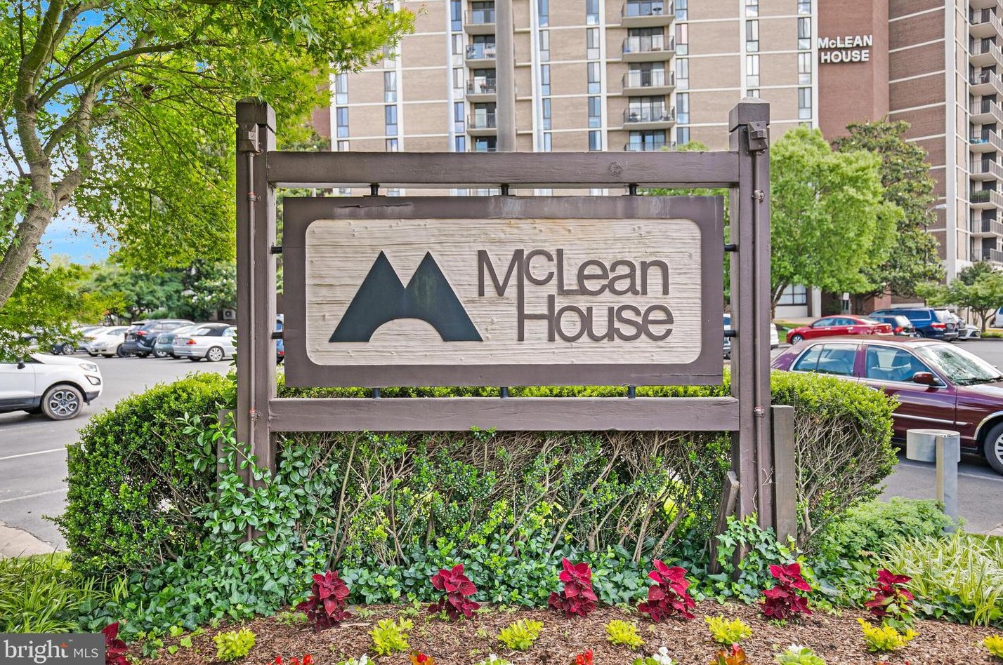 6800 Fleetwood Rd #802, Mc Lean, VA 22101