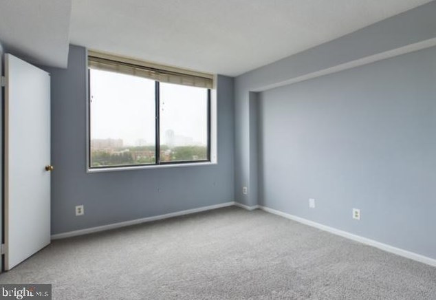 3713 S George Mason Dr #916 W, Falls Church, VA 22041