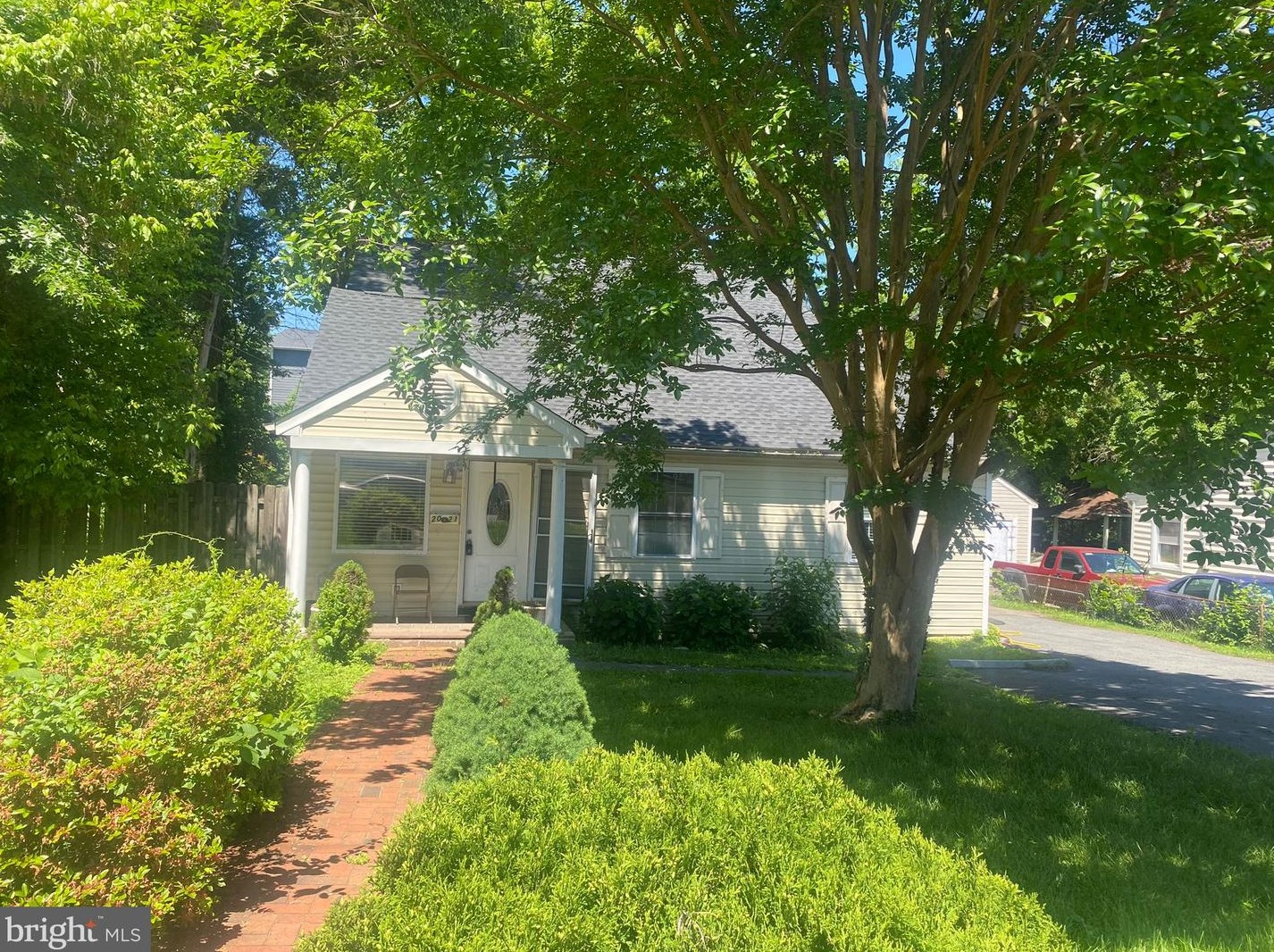 2021 Cherri Dr, Falls Church, VA 22043-1344