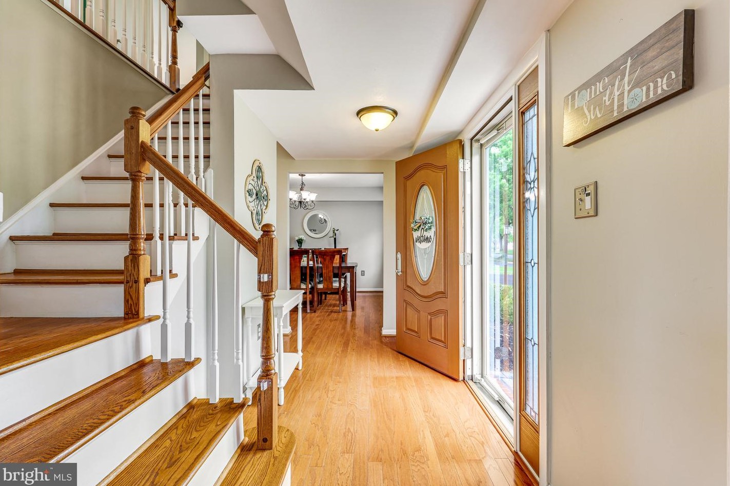 4350 Majestic Ln, Fairfax VA  22033-3502 exterior