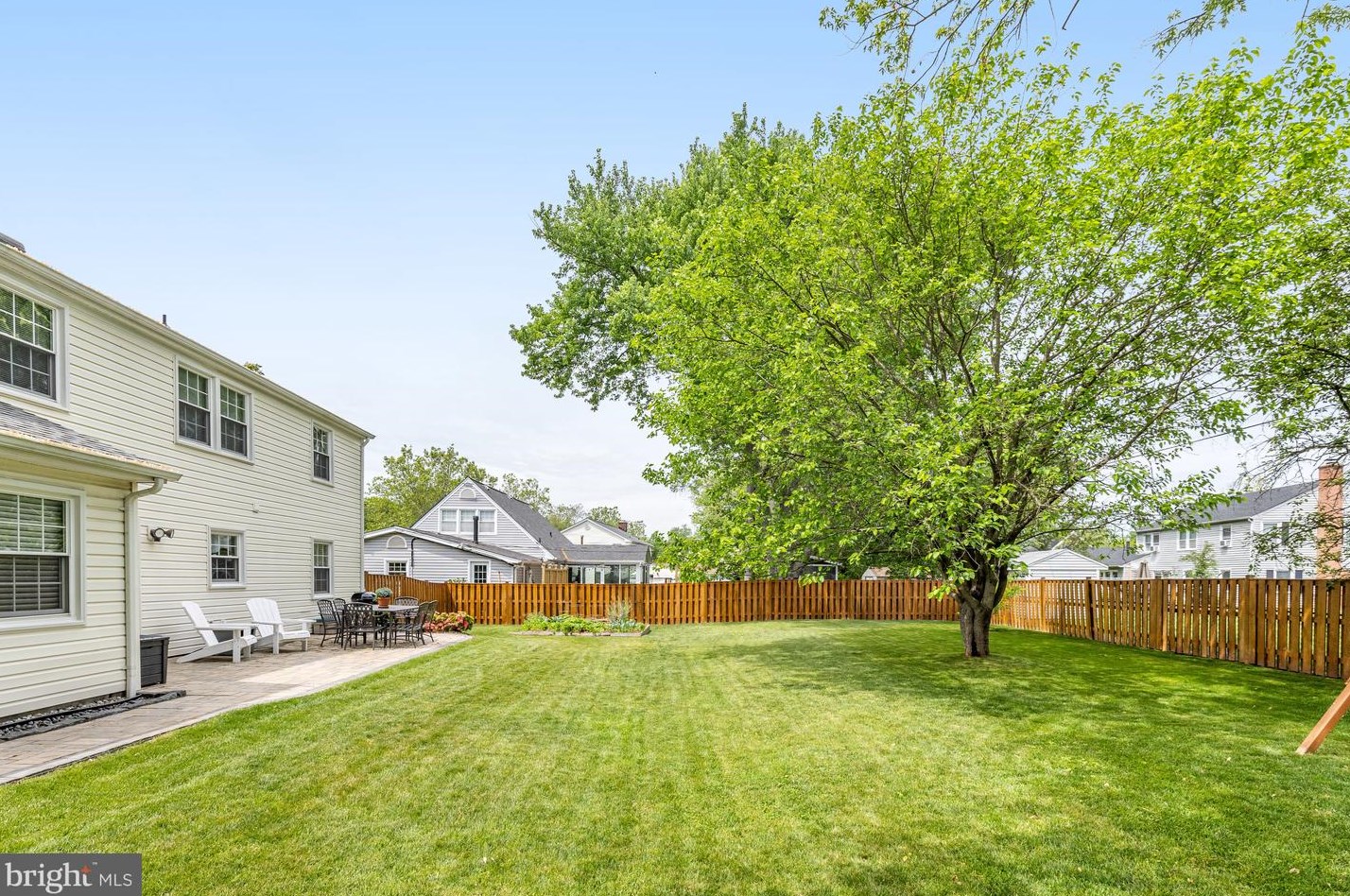 4350 Majestic Ln, Fairfax VA  22033-3502 exterior