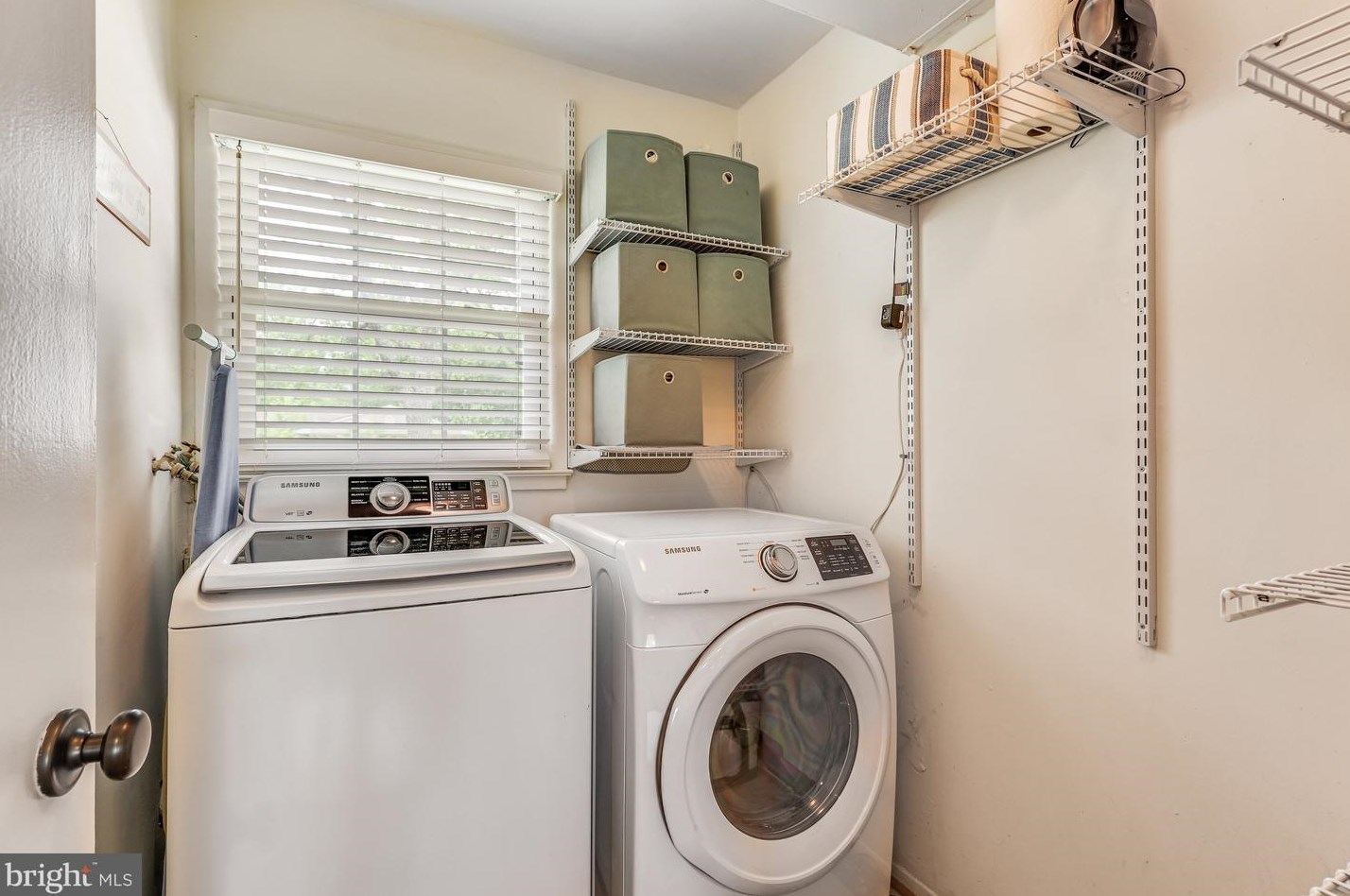 4350 Majestic Ln, Fairfax VA  22033-3502 exterior