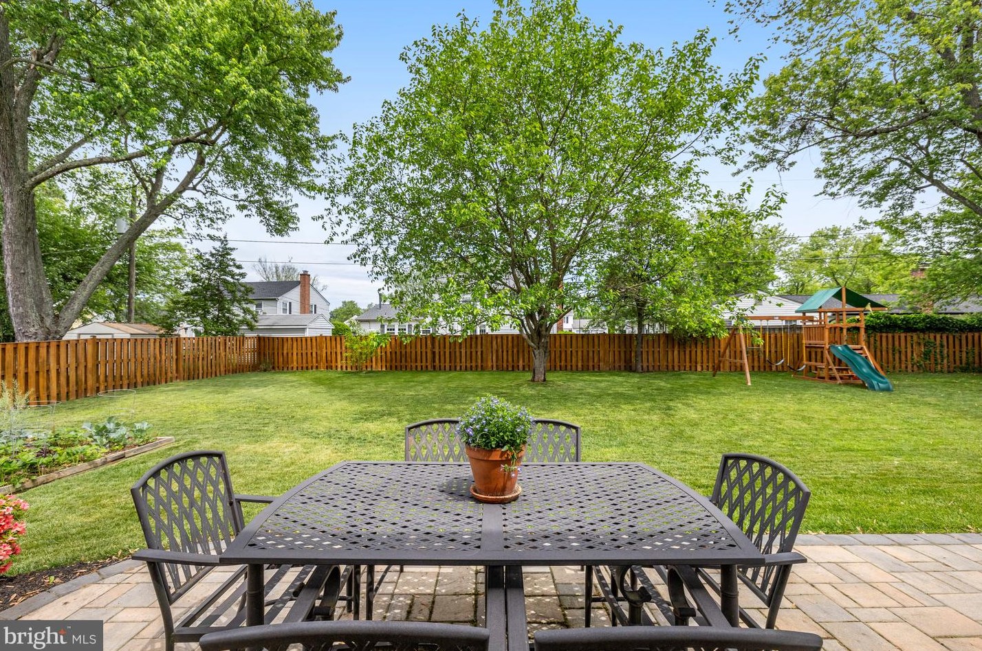 4350 Majestic Ln, Fairfax VA  22033-3502 exterior