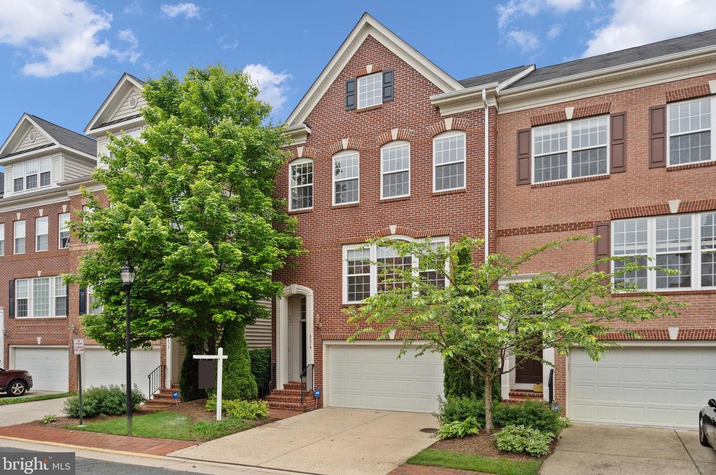 8074 Criaza Branch Ct, Vienna, VA 22182