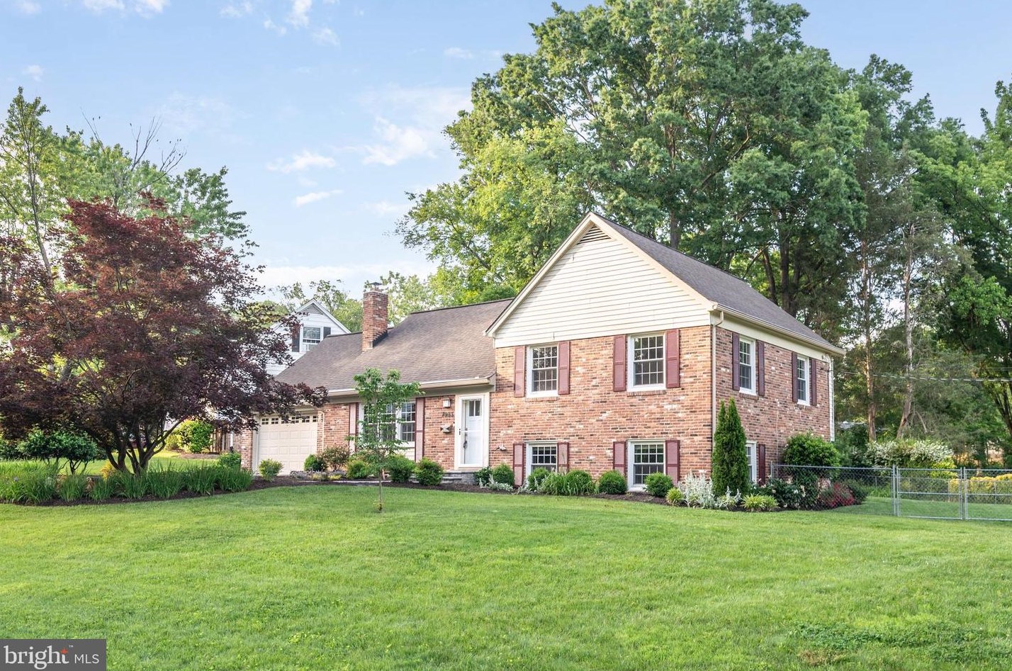 7933 Bayberry Dr, Alexandria, VA 22306-3214