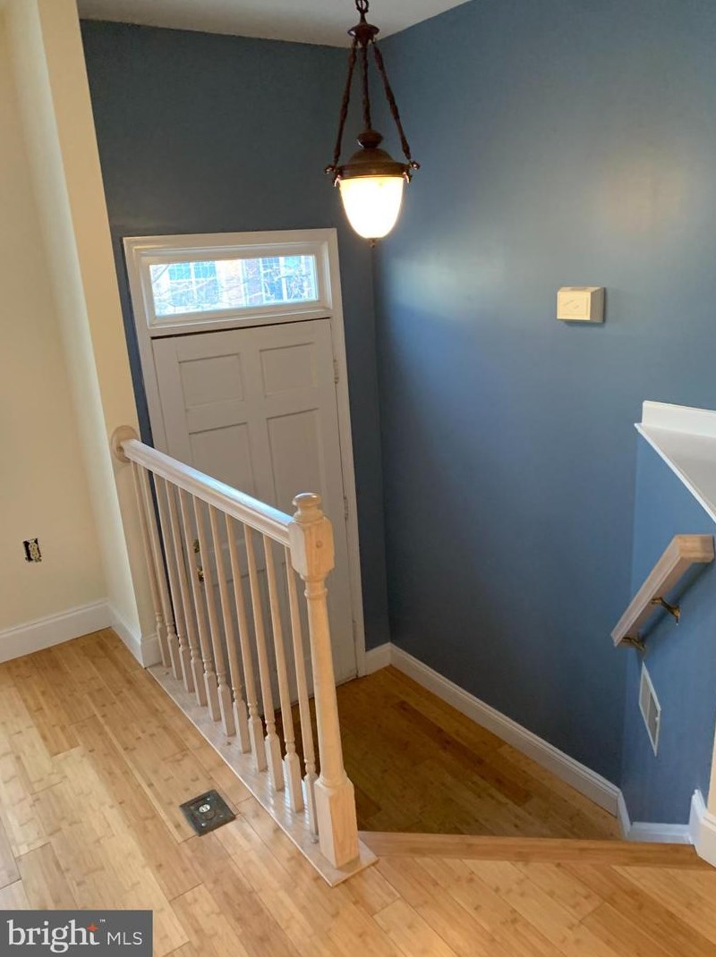 13124 Plotner Farm Rd, Herndon, VA 20171