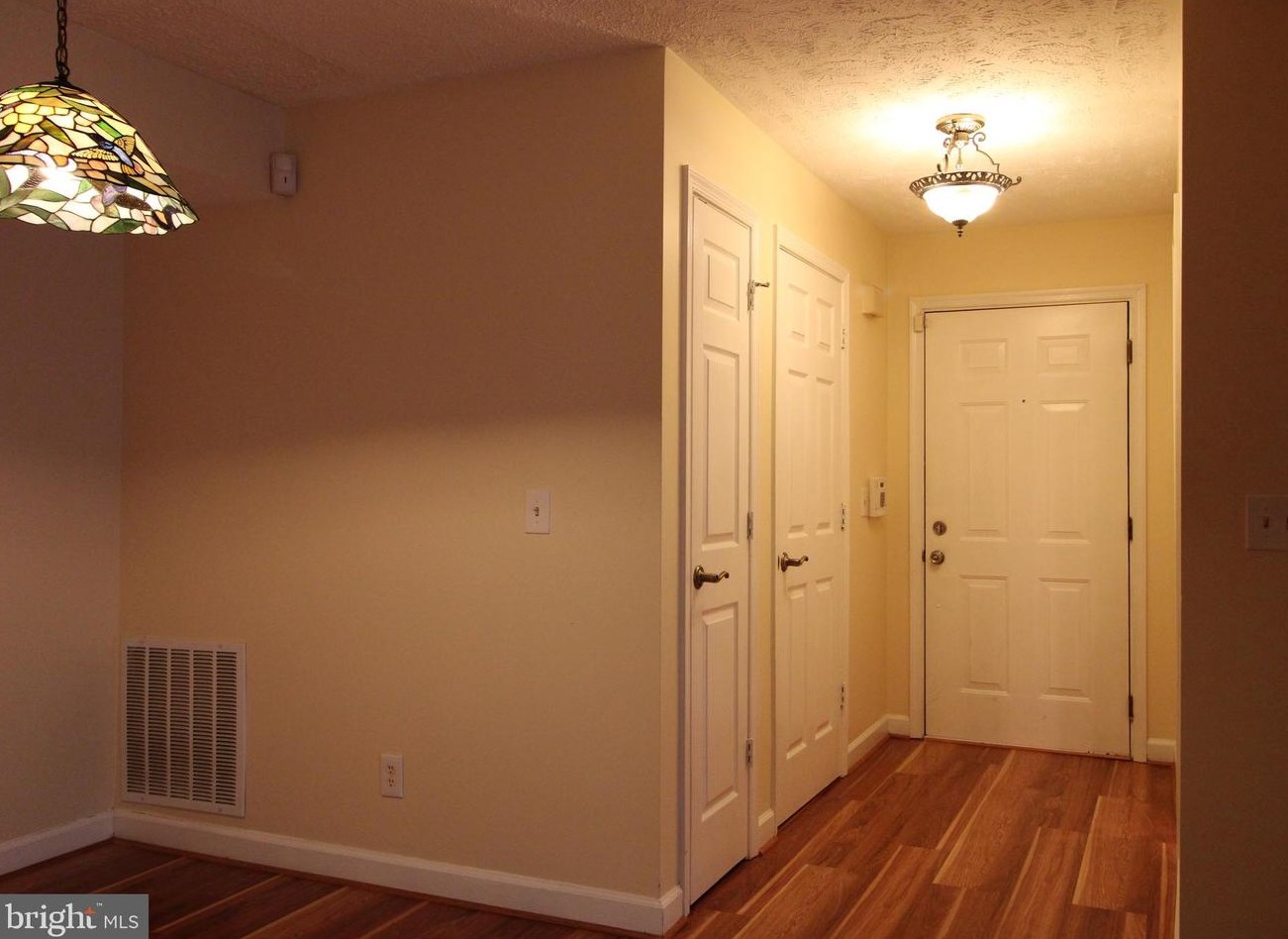 12002 Ridge Knoll Dr Unit 706a, Fairfax, VA