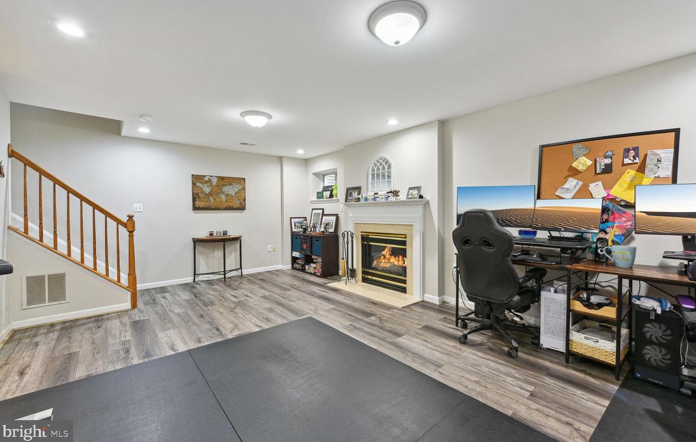 6206 Littlethorpe Ln, Alexandria VA 22315-3700 exterior