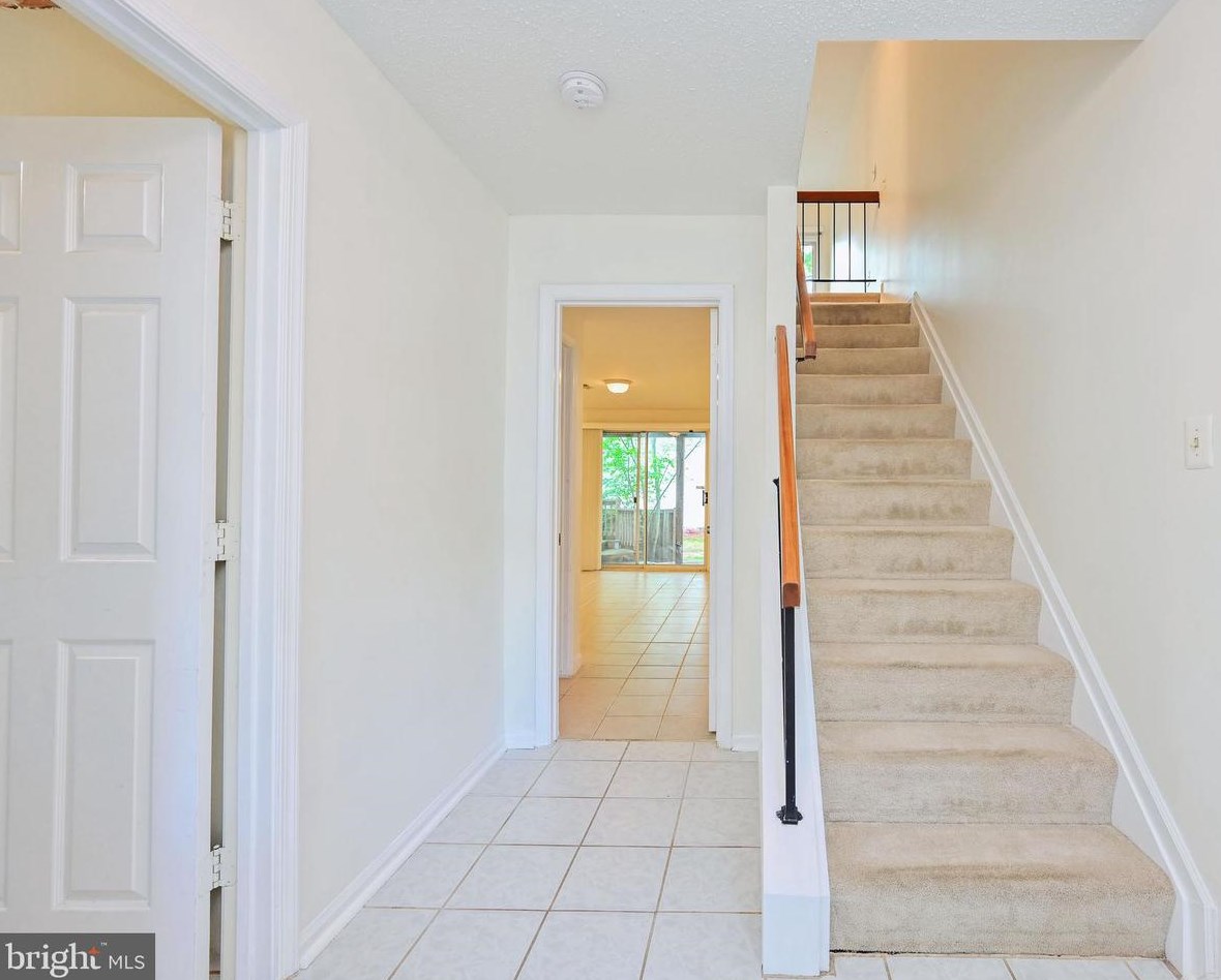 13997 Gunners Pl, Centreville, VA 20121