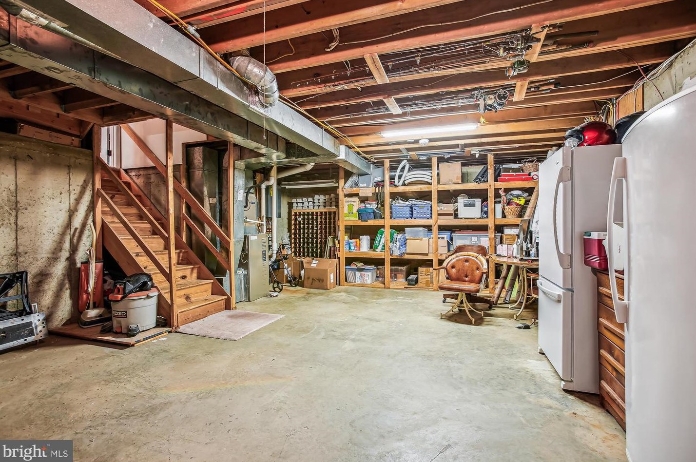 6142 Franconia Sta Ln, Alexandria VA 22310-2522 exterior