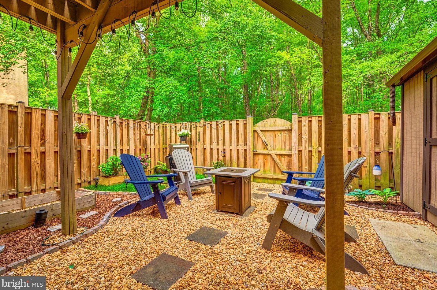 3189 Colchester Brook Ln, Fairfax VA  22031-2608 exterior