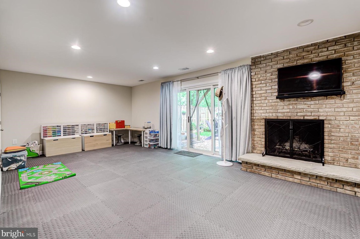 3189 Colchester Brook Ln, Fairfax VA  22031-2608 exterior