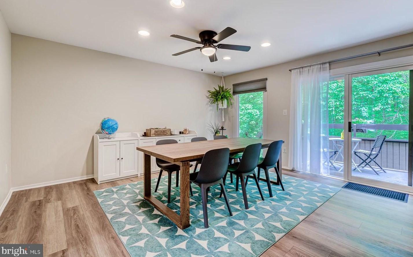 3189 Colchester Brook Ln, Fairfax VA  22031-2608 exterior