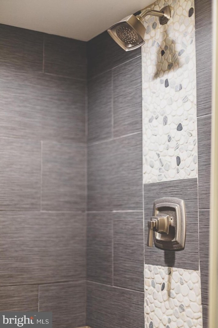 3189 Colchester Brook Ln, Fairfax VA  22031-2608 exterior