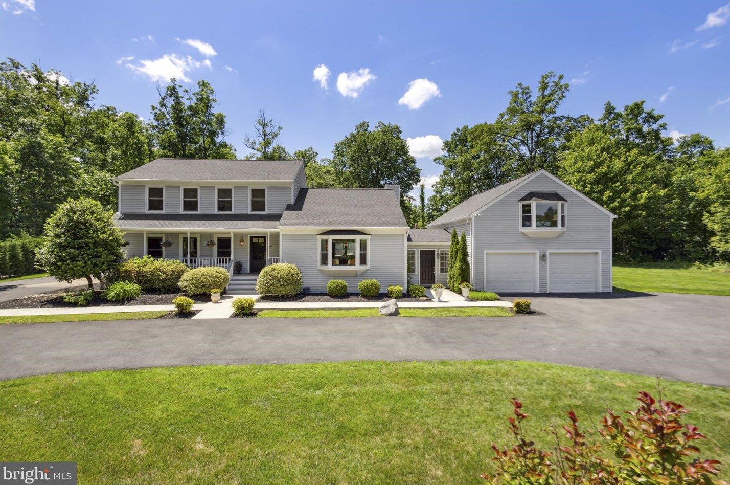 12415 Rochester Dr, Fairfax VA  22030-6417 exterior