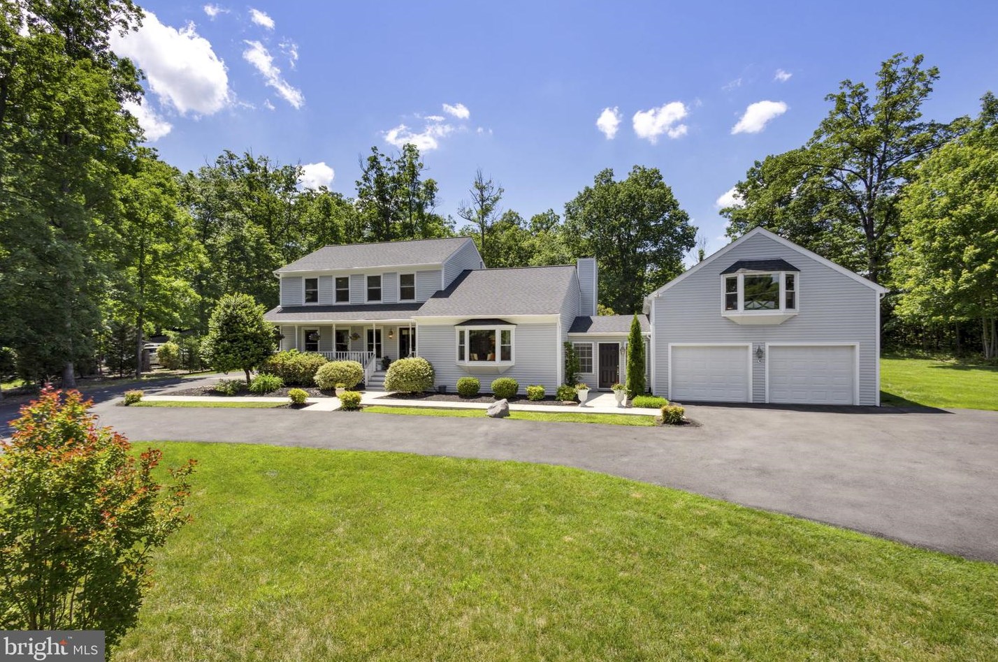 12415 Rochester Dr, Fairfax VA  22030-6347 exterior