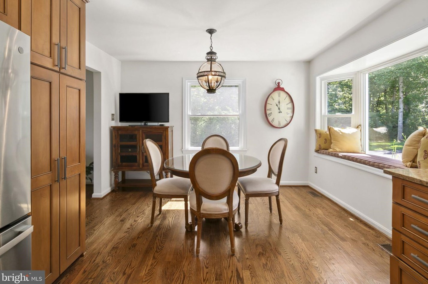 12415 Rochester Dr, Fairfax VA  22030-6417 exterior