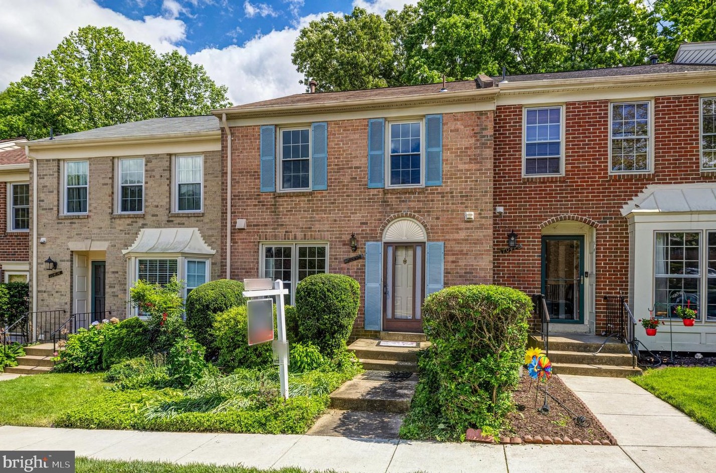 10472 Malone Ct, Fairfax, VA 22032-2377
