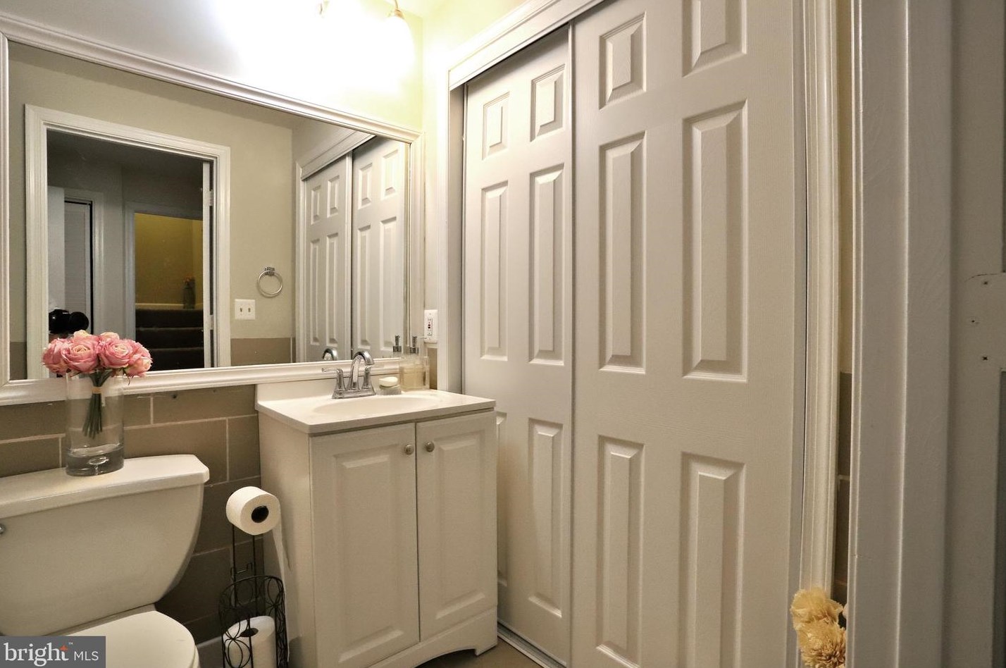 14637 Battery Ridge Ln, Centreville VA  20120-2889 exterior