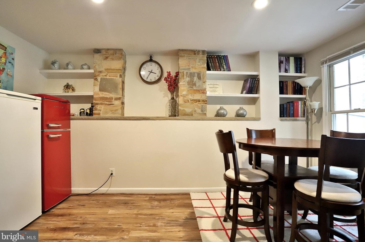 14637 Battery Ridge Ln, Centreville VA  20120-2889 exterior