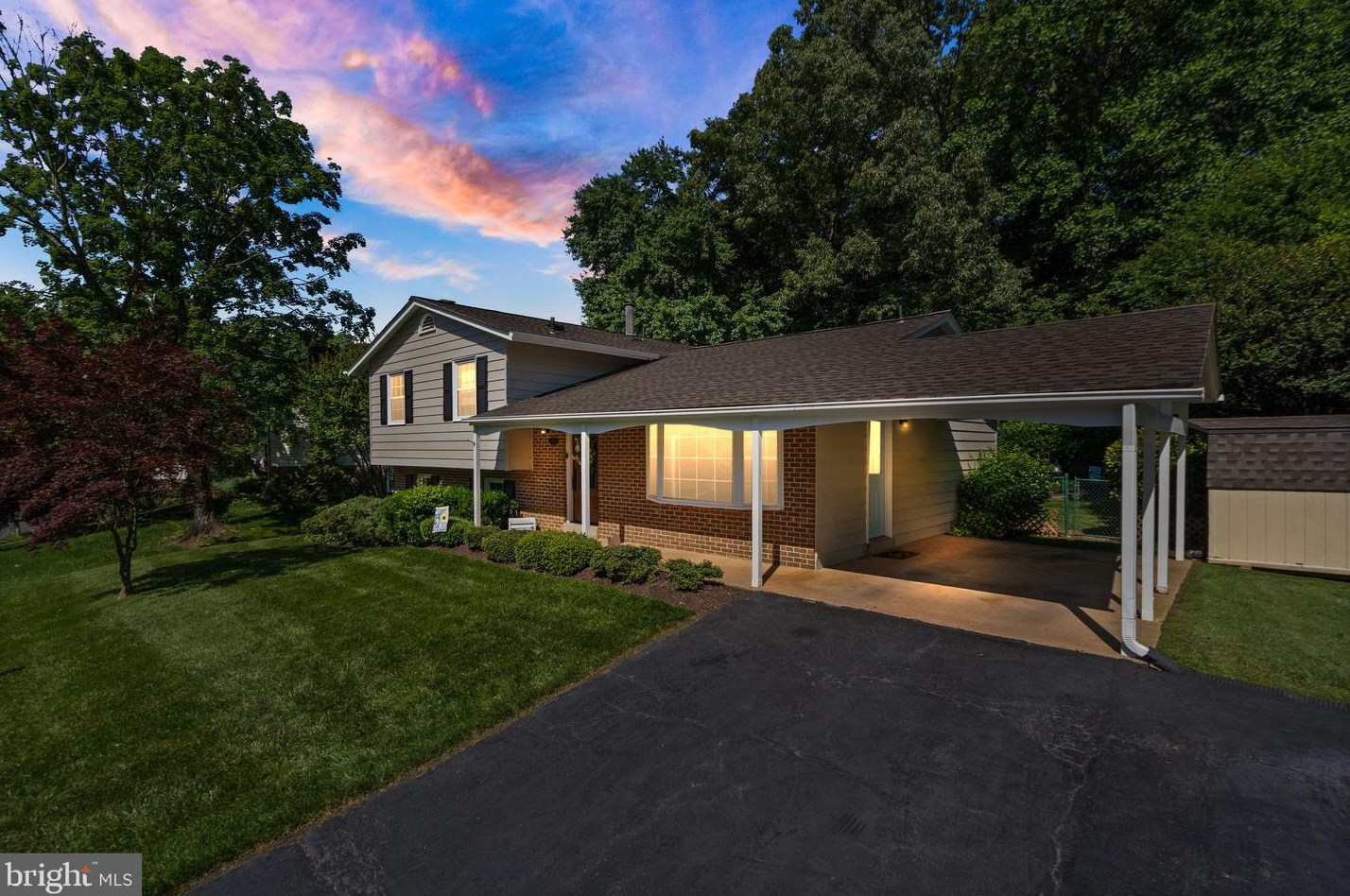 4741 Carterwood Dr, Fairfax, VA 22032-2414