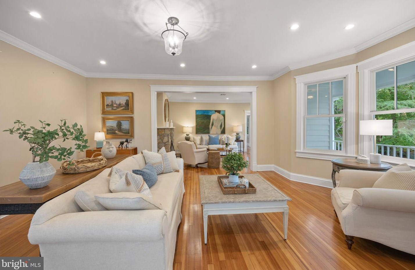 831 Herbert Springs Rd, Alexandria VA 22308-1320 exterior