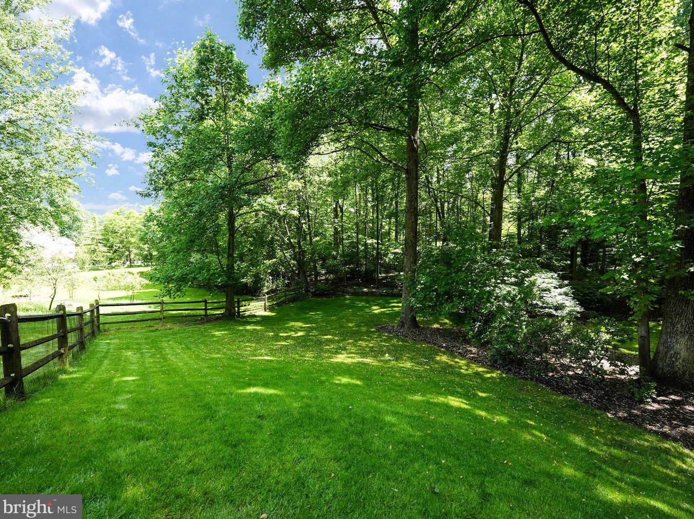 11920 Fawn Ridge Ln, Herndon, VA 20194-1119