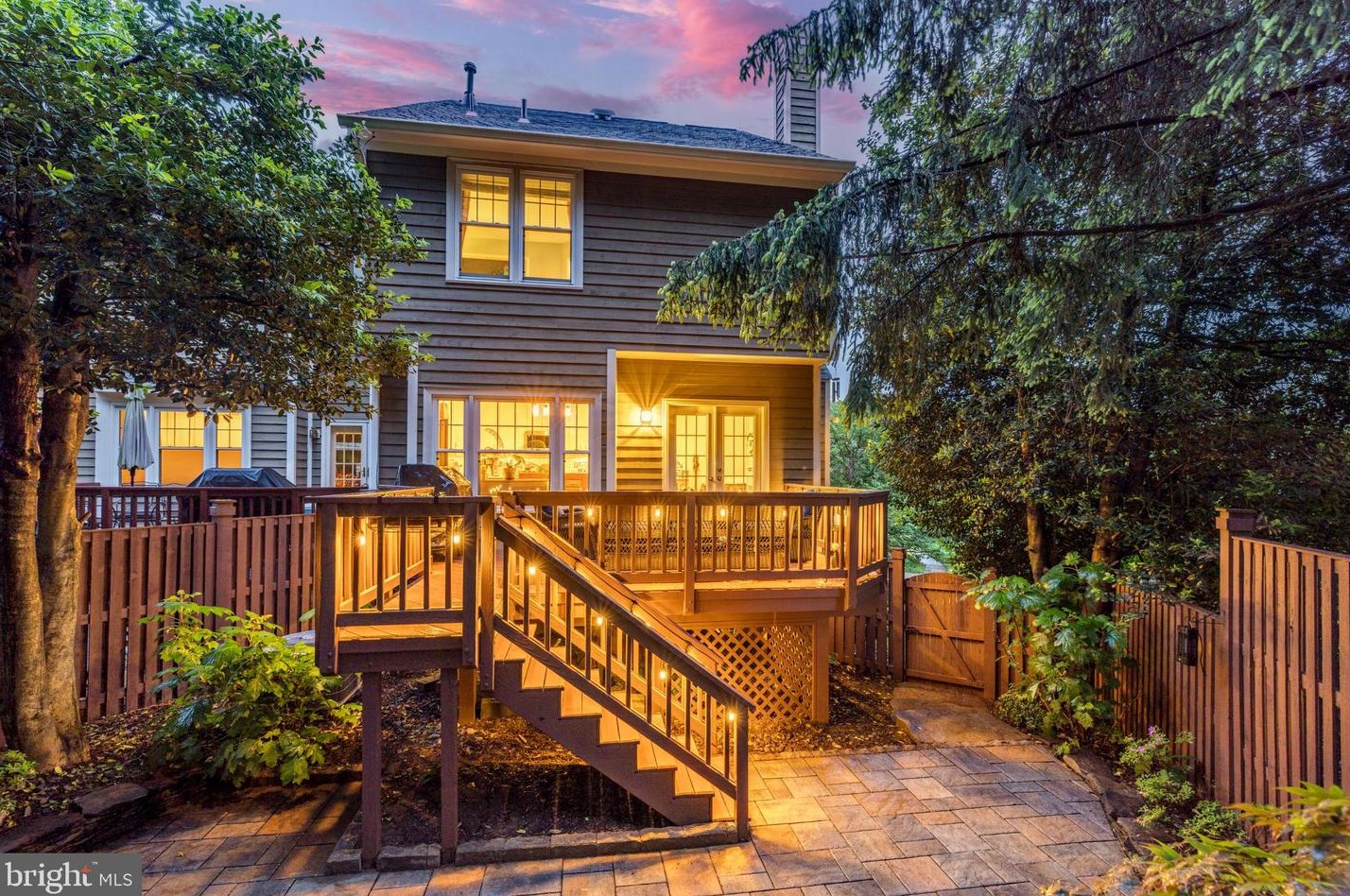 1264 Weatherstone Ct, Herndon, VA 20194-1347