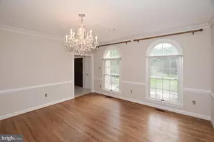 10190 Akhtamar Dr, Great Falls, VA 22066 - Photo 4