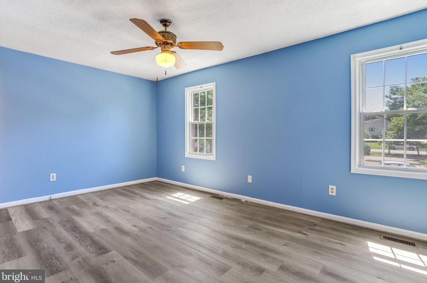 6600 Indian Trl Ct, Alexandria VA 22310-2411 exterior