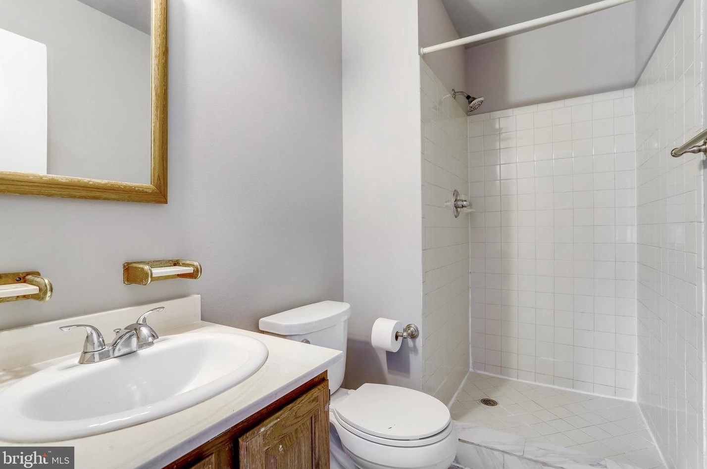 6600 Indian Trl Ct, Alexandria VA 22310-2411 exterior