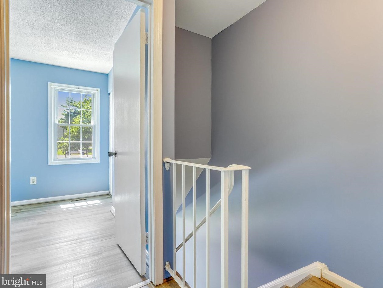 6600 Indian Trl Ct, Alexandria VA 22310-2411 exterior