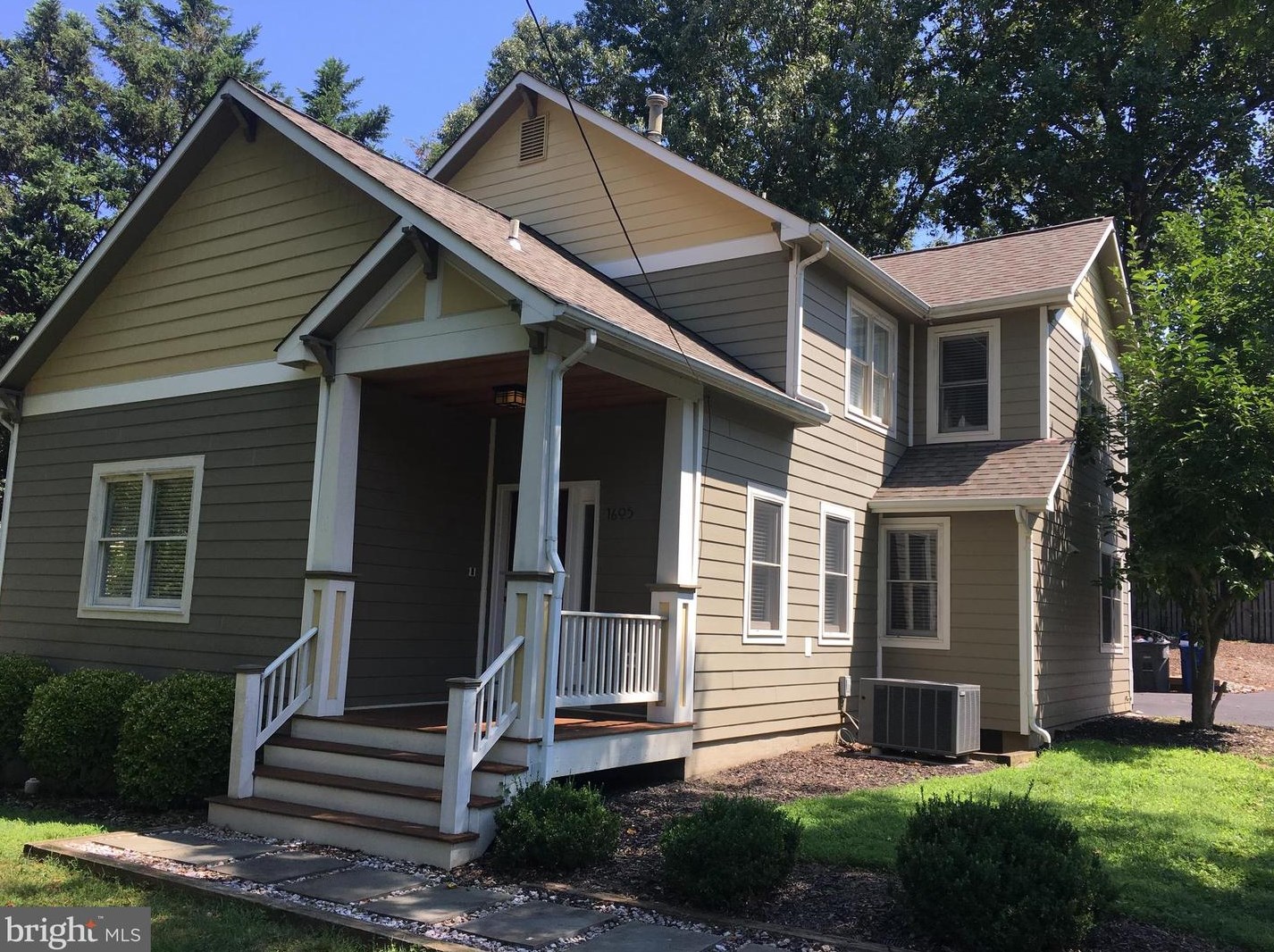 1605 Colonial Ln, Mc Lean, VA 22102