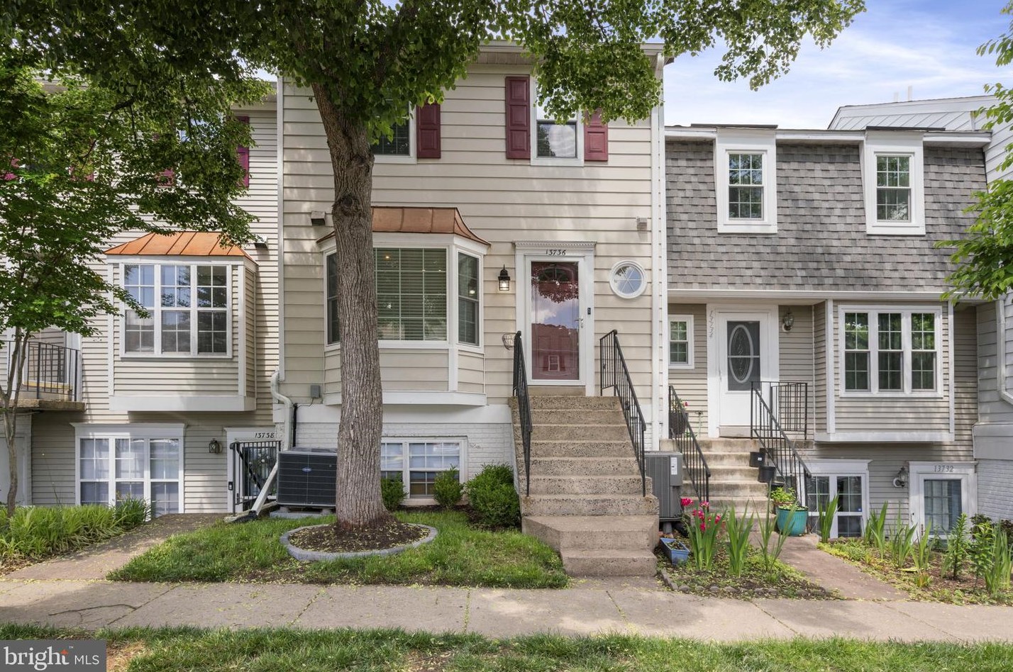 13736 Autumn Vale Ct #16e, Fairfax, VA 20151