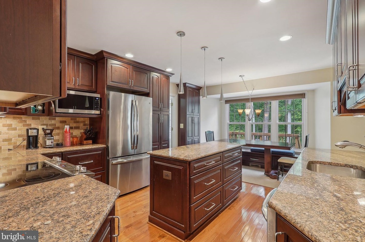 13166 Rounding Run Cir, Herndon, VA 20171