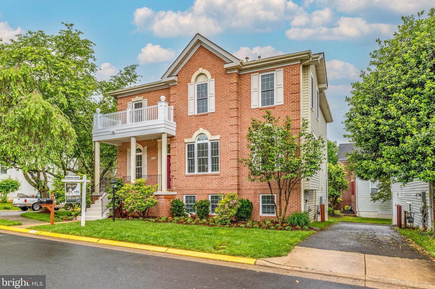 3110 White Daisy Pl, Fairfax, VA 22031