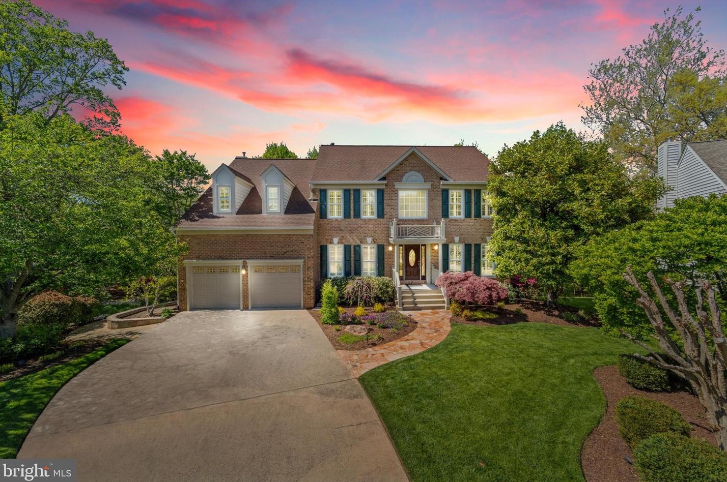 13502 Heathrow Ln, Centreville, VA 20120-6404